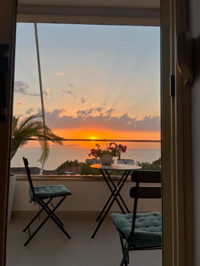 Sunny Breeze Apartment Влёра Экстерьер фото