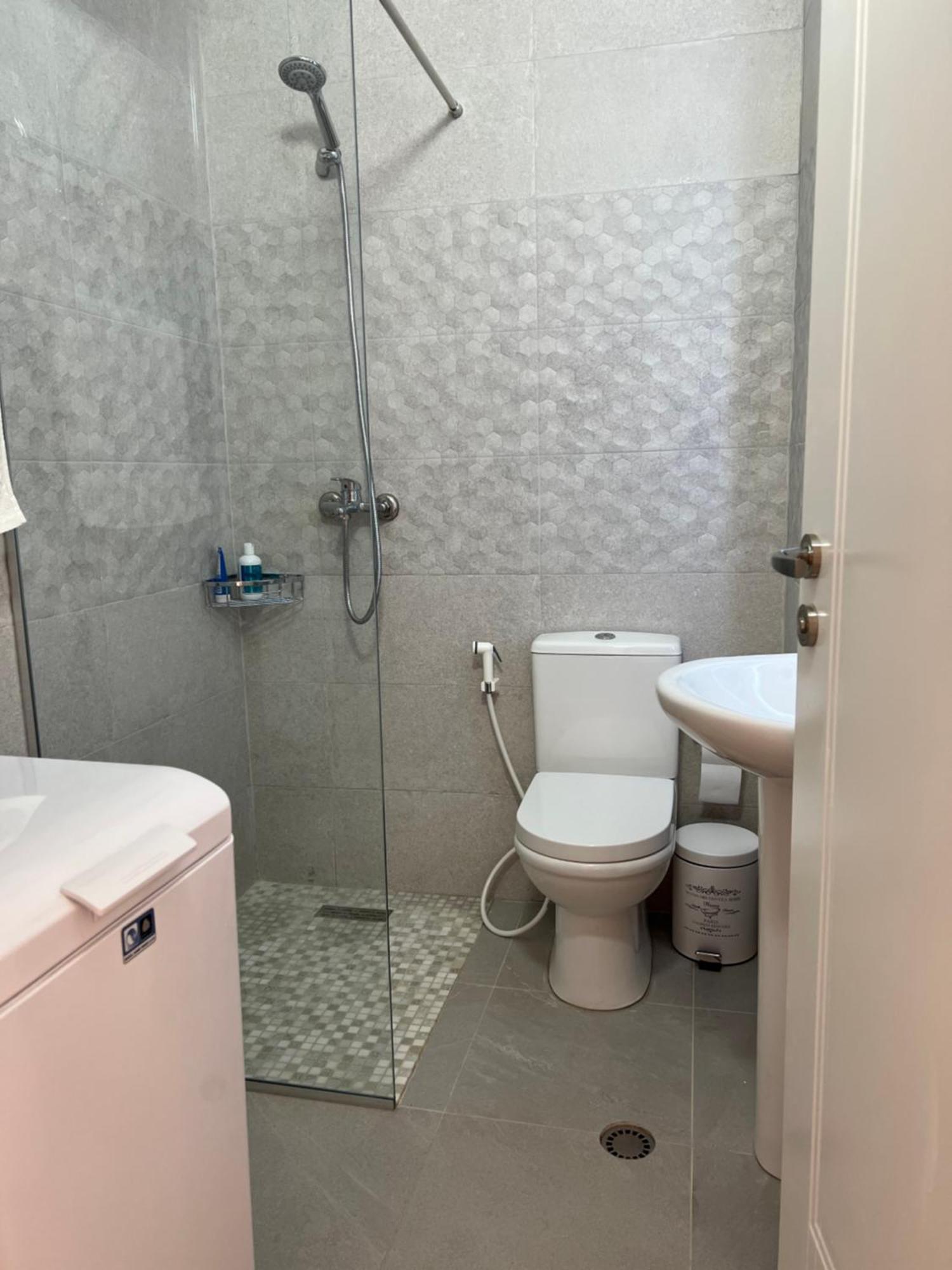 Sunny Breeze Apartment Влёра Экстерьер фото